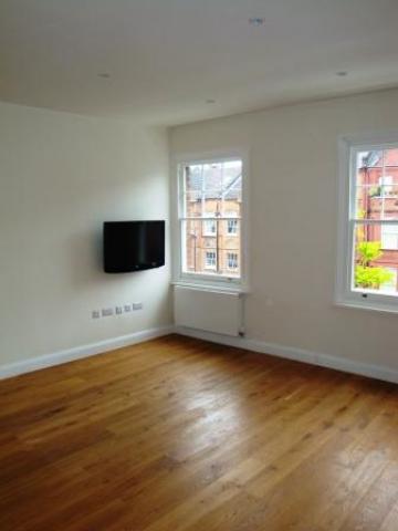 			2 Bedroom, 1 bath, 1 reception Flat			 Goldhurst Terrace, WEST HAMPSTEAD